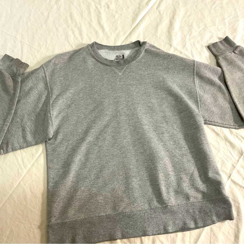 Fruit of the loom, women’s medium, gray.